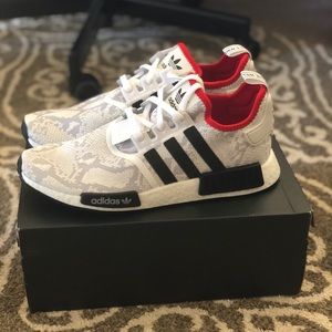 Adidas NMD_R1 casual/street/run shoe-men’s size 11